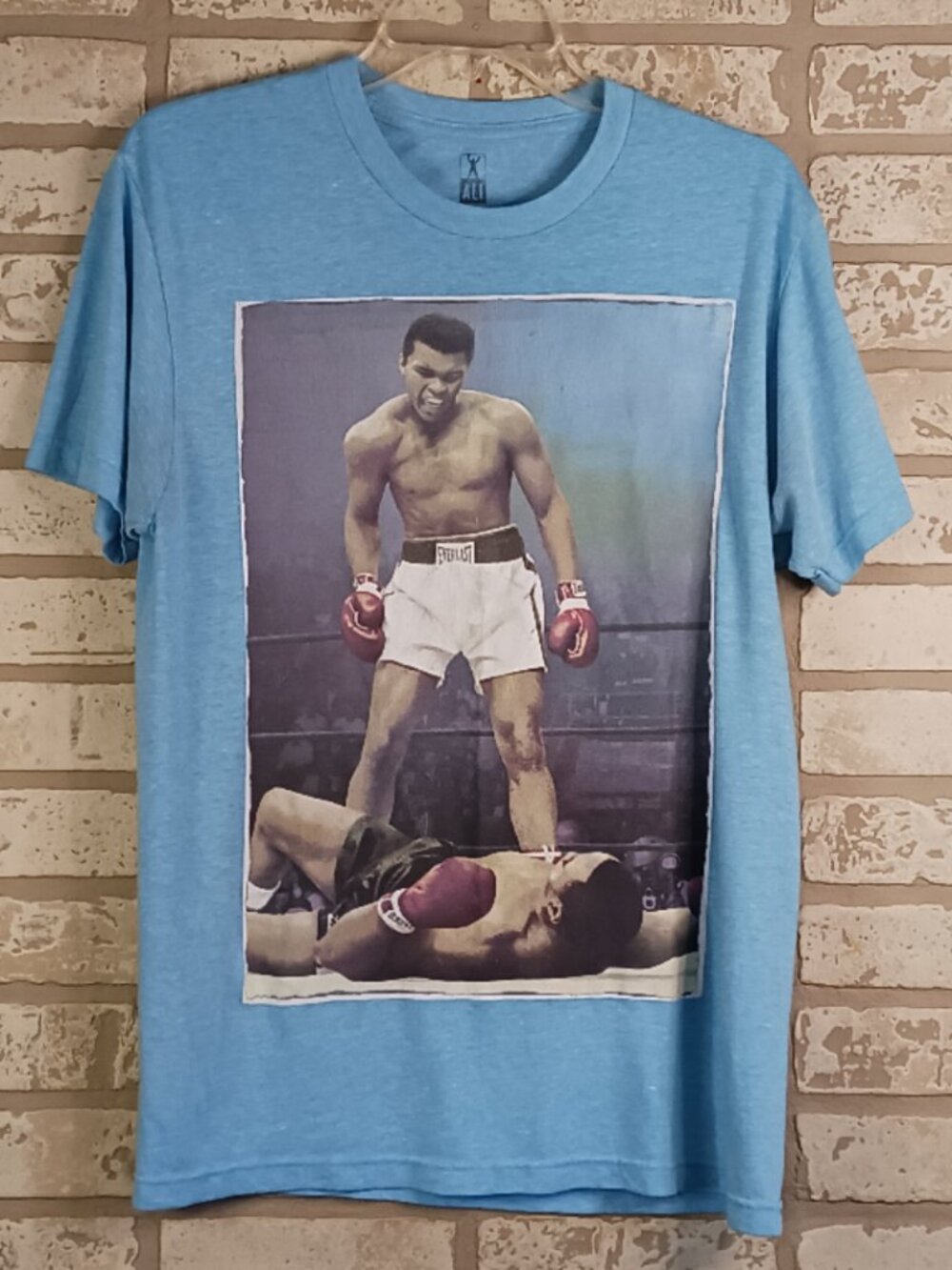 Muhammad Ali Sonny Liston Mens Medium T Shirt Blue Short Sleeve (Read)